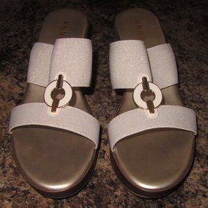 Women's Anne Klein HADYA Wedge Sandals Size 9 NWOB